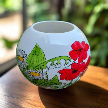 Floral globe vase Laura Lee