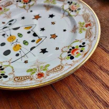 spotty cat and stars wall plate by Laura Lee Designs 