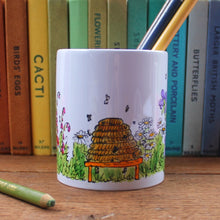 Load image into Gallery viewer, Beekeepers pen pot hand painted by Laura Lee 