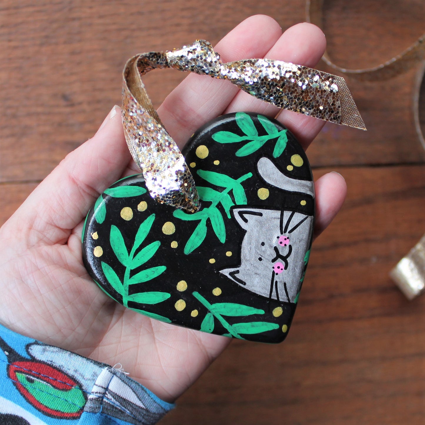 Rowan Ceramic Silver Cat Heart Decoration - Hand Painted - Cat Lovers Gift
